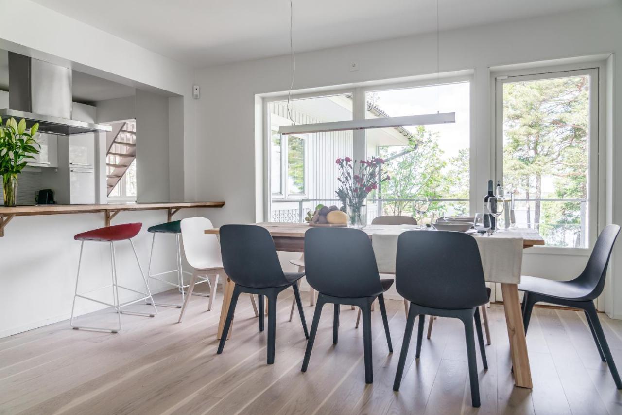 Elegant Home With Stunning Sea View And Garden Stockholm Buitenkant foto